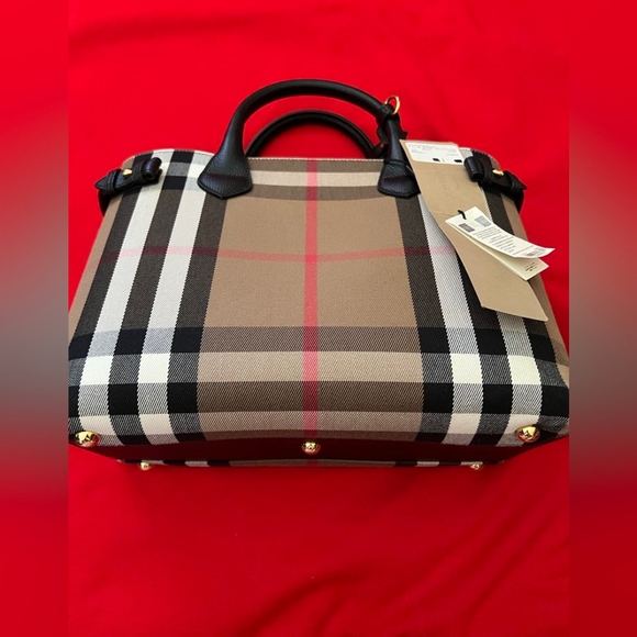 Authentic brand new burberry london 2 way bag - Picture 8 of 14